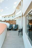 R2 Higos Beach Apartments