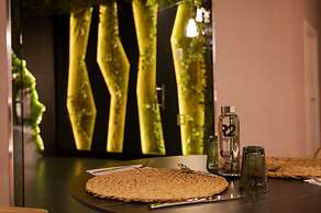 R2 Higos Beach Apartments