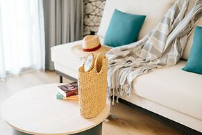 R2 Higos Beach Apartments