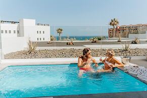 R2 Higos Beach Apartments