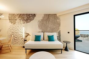 R2 Higos Beach Apartments