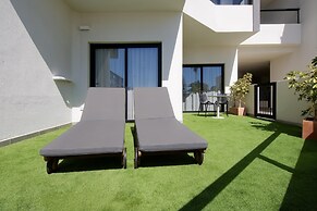 R2 Higos Beach Apartments