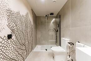 R2 Higos Beach Apartments