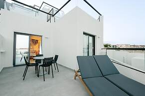 R2 Higos Beach Apartments