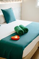 R2 Higos Beach Apartments