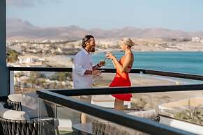 R2 Higos Beach Apartments