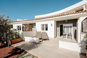 R2 Higos Beach Apartments