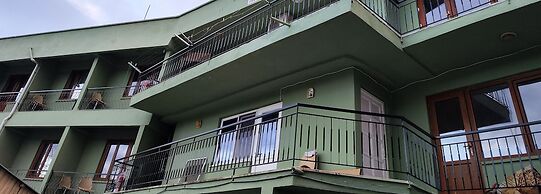 CANER MOUNTAIN HOTEL