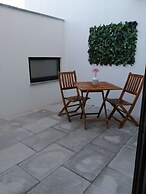 Botica Guesthouse