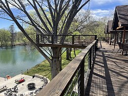 Treetop River Cabins