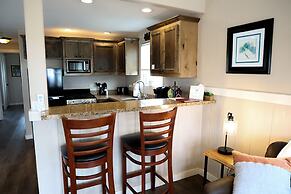 Treetop River Cabins