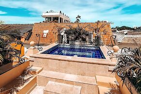 7CN-3 CASA EN EL CENTRO HISTORICO