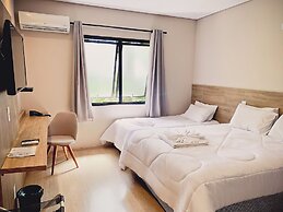 Hotel Jaguary e Residence