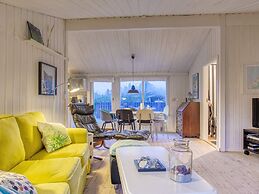 6 Person Holiday Home in Pandrup