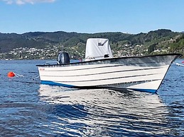 6 Person Holiday Home in Tysse-by Traum