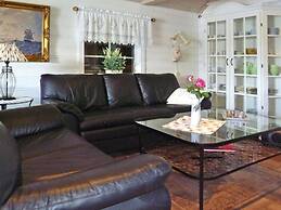 6 Person Holiday Home in Tysse-by Traum