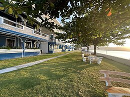 Emmalyn's Paradise Resort