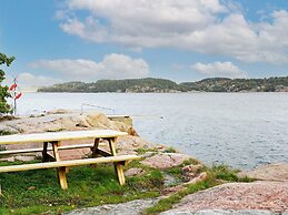 2 Person Holiday Home in Brastad-by Traum