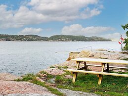 2 Person Holiday Home in Brastad-by Traum