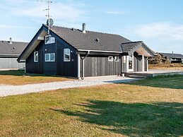 6 Person Holiday Home in Ringkobing-by Traum