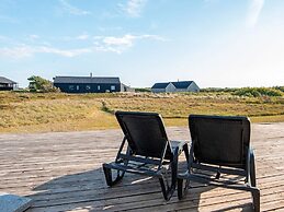 6 Person Holiday Home in Ringkobing-by Traum