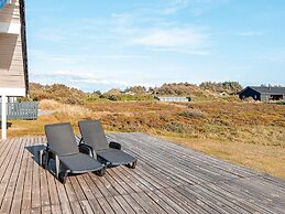 6 Person Holiday Home in Ringkobing-by Traum