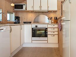 6 Person Holiday Home in Ringkobing-by Traum