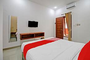 OYO 90820 Madania Guesthouse Syariah