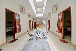 OYO 90820 Madania Guesthouse Syariah