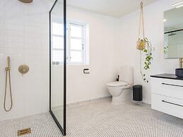 12 Person Holiday Home in Sonder Omme