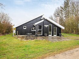 4 Person Holiday Home in Hemmet