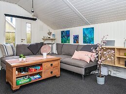 4 Person Holiday Home in Hemmet