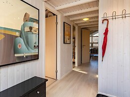 6 Person Holiday Home in Hals