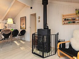 6 Person Holiday Home in Hals