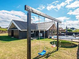 7 Person Holiday Home in Hejls