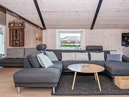 7 Person Holiday Home in Hejls