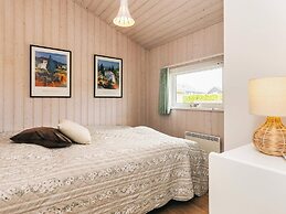 6 Person Holiday Home in Karrebaeksminde