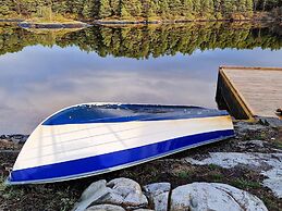 6 Person Holiday Home in Lindas