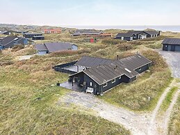 10 Person Holiday Home in Lokken