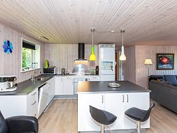 10 Person Holiday Home in Logstor