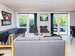 10 Person Holiday Home in Logstor