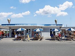 6 Person Holiday Home in Glesborg