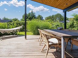 6 Person Holiday Home in Glesborg