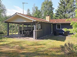 6 Person Holiday Home in Hojslev