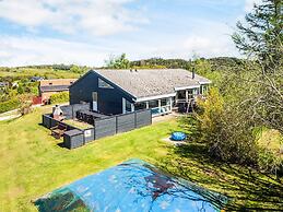12 Person Holiday Home in Ebeltoft