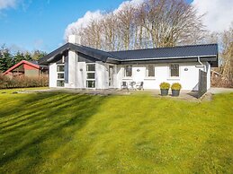 6 Person Holiday Home in Toftlund-by Traum