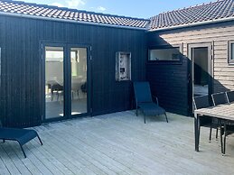 8 Person Holiday Home in Jerup-by Traum