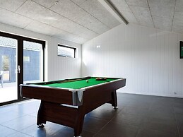 8 Person Holiday Home in Jerup-by Traum