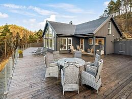 8 Person Holiday Home in Lyngdal-by Traum