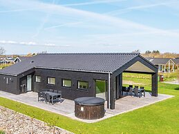 6 Person Holiday Home in Lemvig